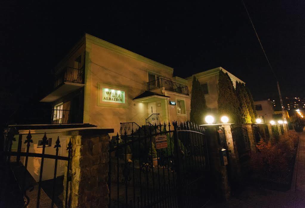 Bed and breakfast Albatros Happy 2*